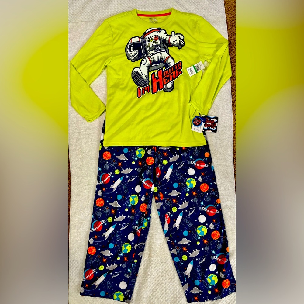 NWT-Sleep On It Space 2Piece PJs! 🔭🪐SIZE 12/14 BOYS